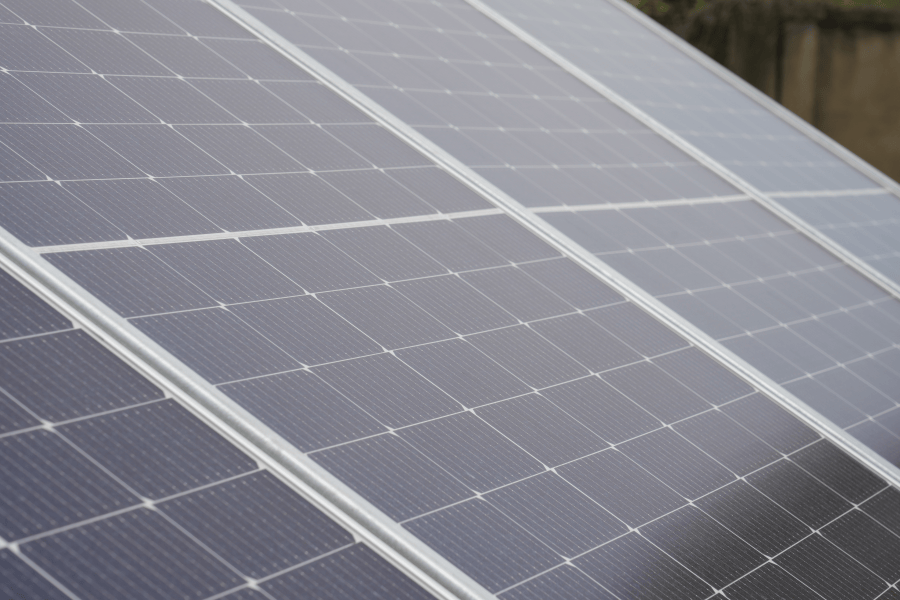 Grid-forming 5MWh BESS for EV Charging: Environmental Impact & Grid Benefits